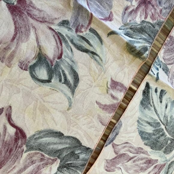 Pink Floral Cloth Napkins Reusable Washable 17" Square Vintage 90s Set of 4 - Picture 2 of 4